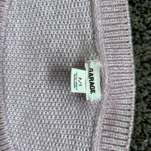 Light Pink Slightly Cropped Sweater - Picture 2 of 4